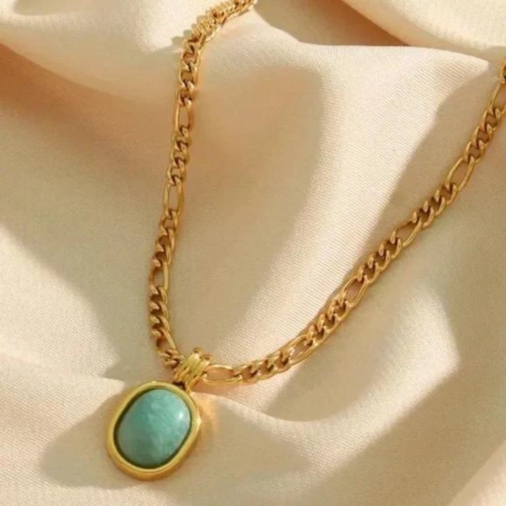 NEW FIGARO 18K GOLD CHAIN PENDANT NECKLACE, NICE NECKLACE, CUTE NECKLACE - Picture 4 of 7